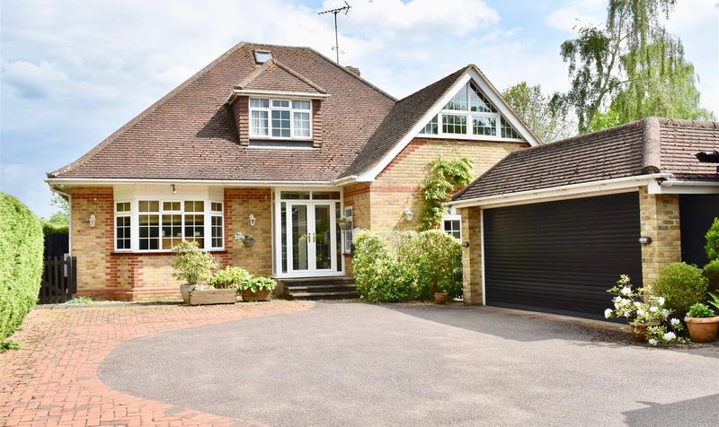 River Lane, Fetcham, KT22