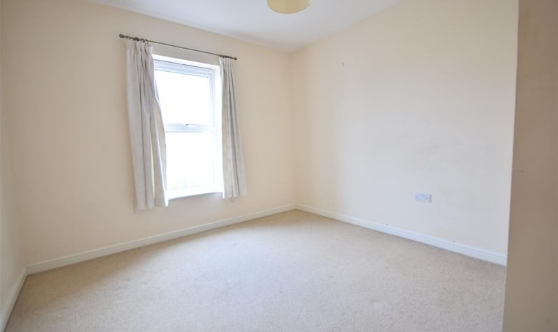 Horton Crescent, Epsom, KT19