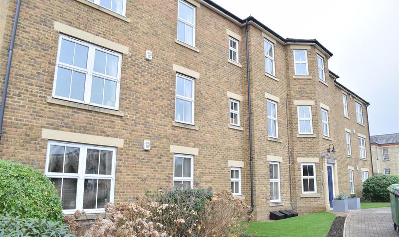 Horton Crescent, Epsom, KT19