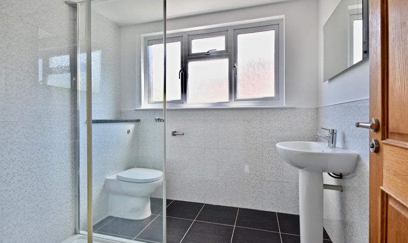 Harriotts Lane, Ashtead, KT21