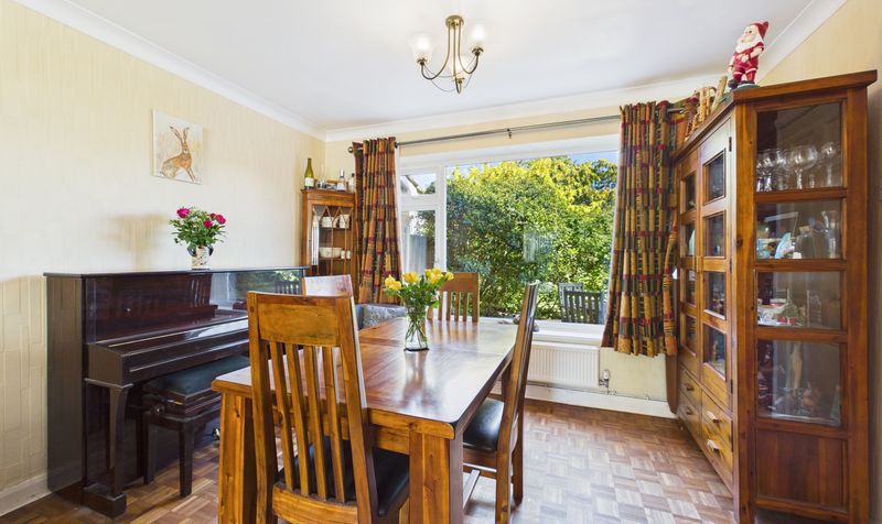 Rushton Drive, Upton, CH2