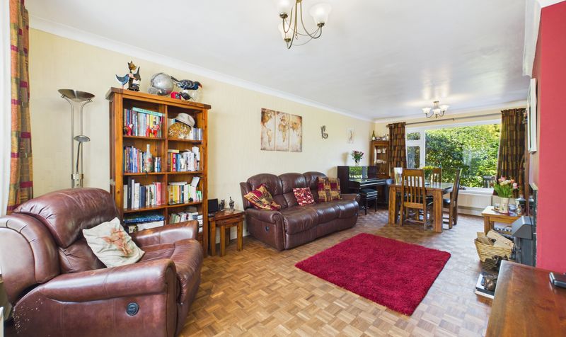 Rushton Drive, Upton, CH2