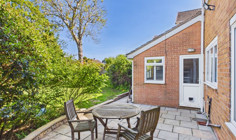 Rushton Drive, Upton, CH2
