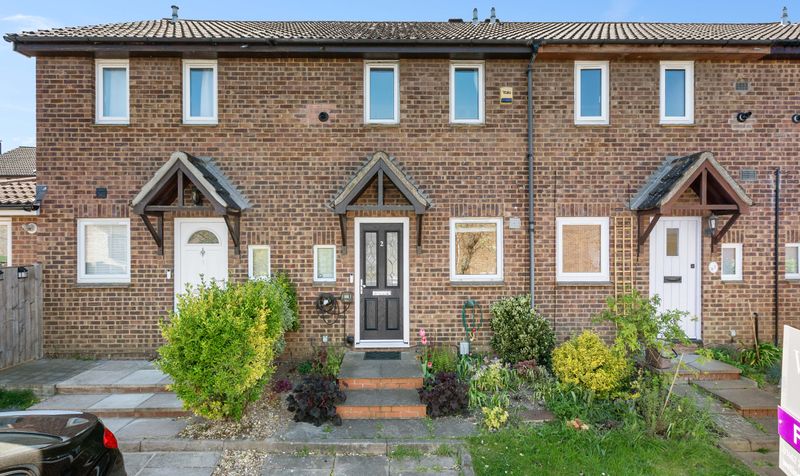 2 Bedroom House For Sale &ndash; Campbell Close, Hitchin, SG4