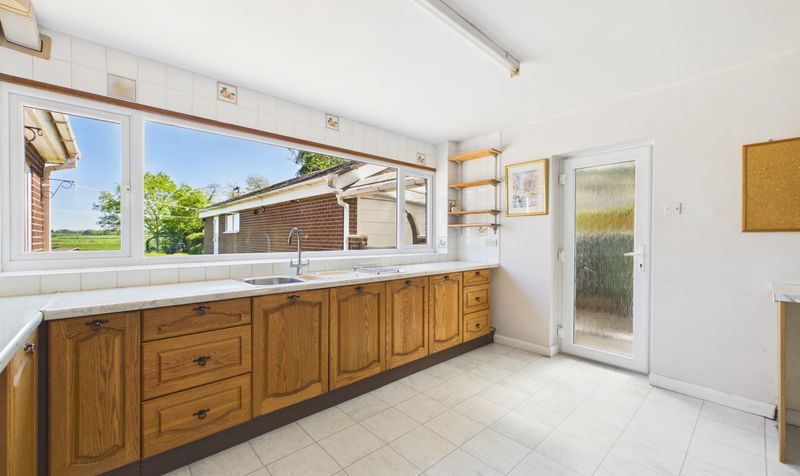 Station Lane, Guilden Sutton, CH3
