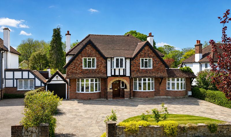 Ewell Downs Road, Epsom, KT17