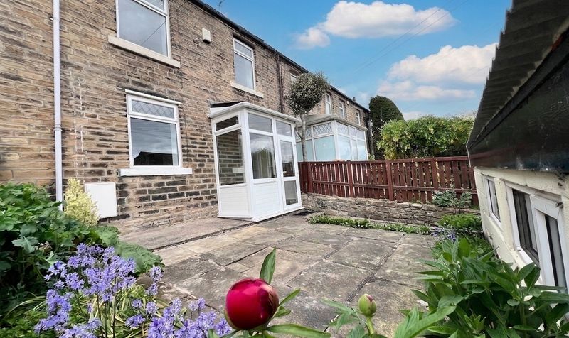West Place, Huddersfield, HD5