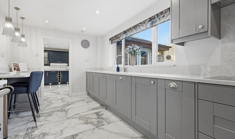 4 Bedroom House For Sale &ndash; Church Street, Langford, SG18 2