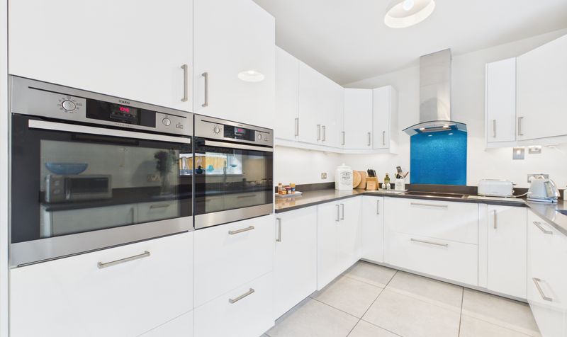 Mannings Lane, Hoole Village, CH2