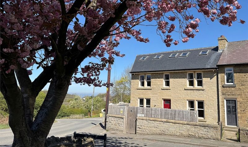 South View Terrace, Grange Moor, WF4