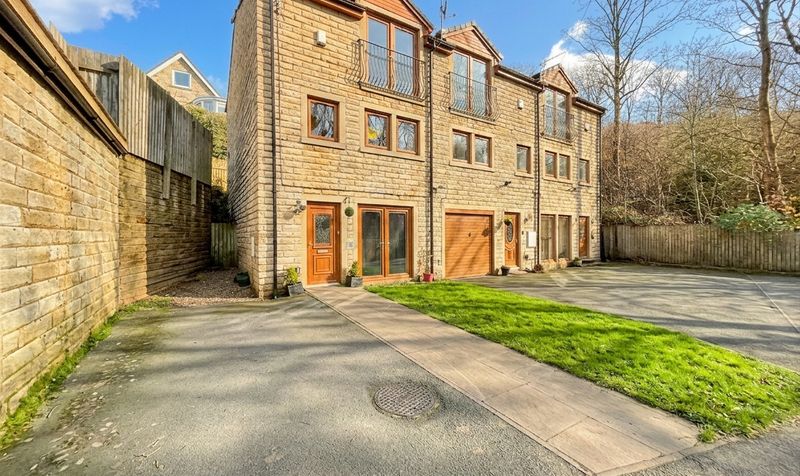 Windmill Terrace, Huddersfield, HD4