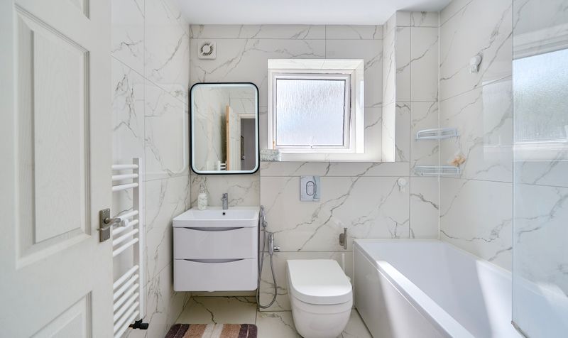 Beaconsfield Place, Epsom, KT17