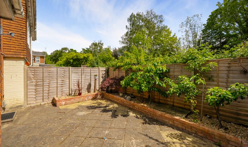Beaconsfield Place, Epsom, KT17