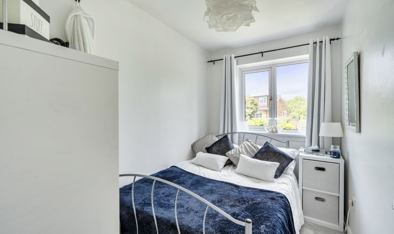 Thurnham Way, Tadworth, KT20