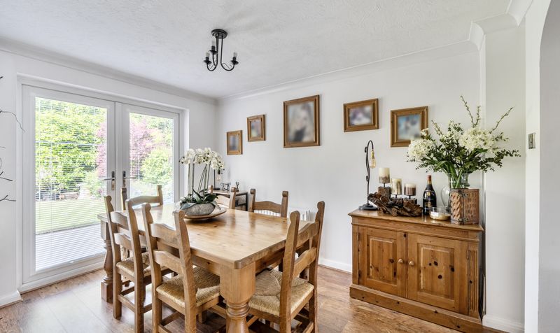 Thurnham Way, Tadworth, KT20