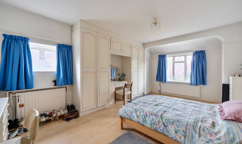 Ewell Downs Road, Epsom, KT17