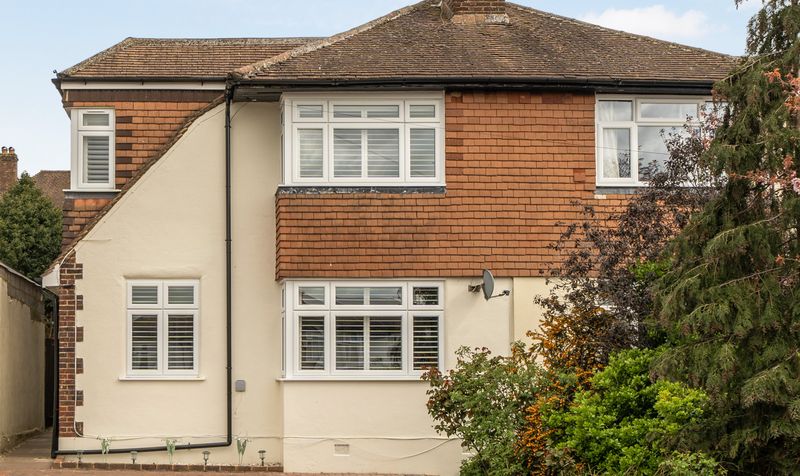 The Crescent, Epsom, KT18