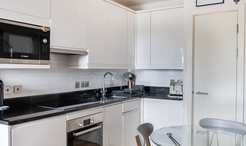 South Street, Epsom, KT18