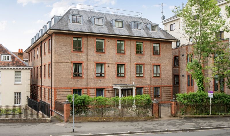 South Street, Epsom, KT18