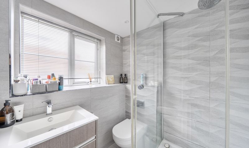 Yeomanry Close, Epsom, KT17