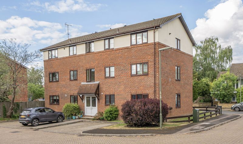 Yeomanry Close, Epsom, KT17