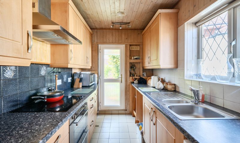 Kingscroft Road, Leatherhead, KT22