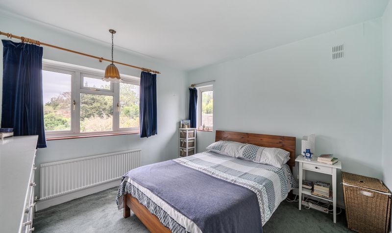 West Farm Avenue, Ashtead, KT21