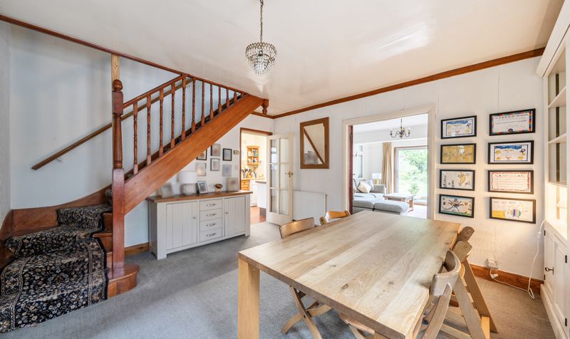 West Farm Avenue, Ashtead, KT21