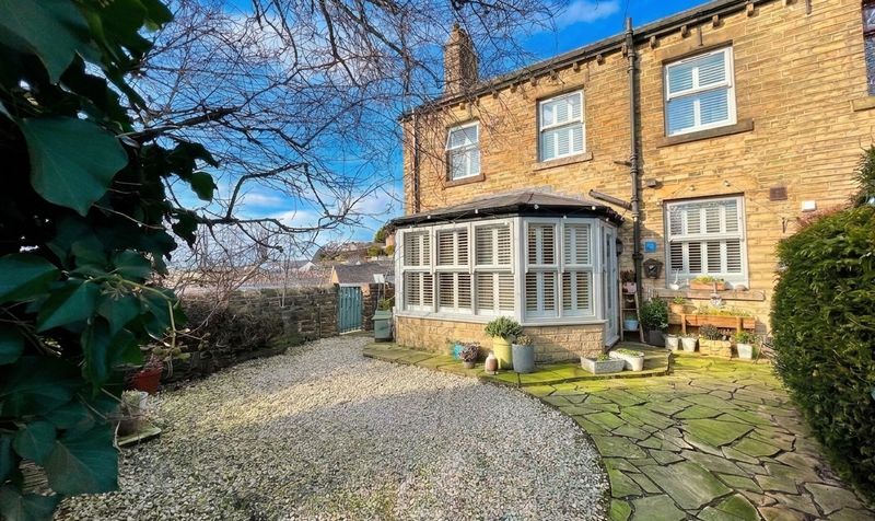 Lascelles Hall Road, Huddersfield, HD5