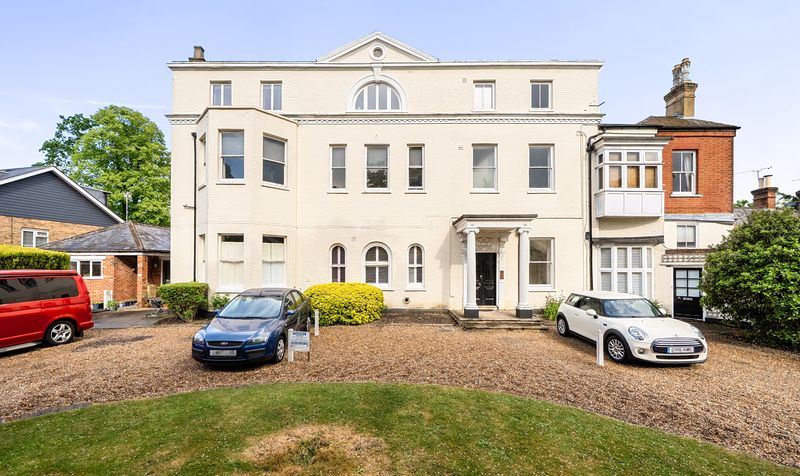 Woodcote Road, Woodcote Hall Woodcote Road, KT18