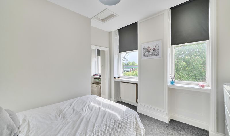 Woodcote Road, Woodcote Hall Woodcote Road, KT18