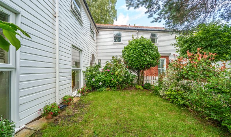 Worple Road, Epsom, KT18