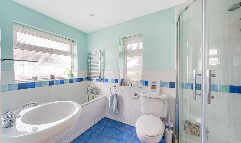 Hookfield, Epsom, KT19