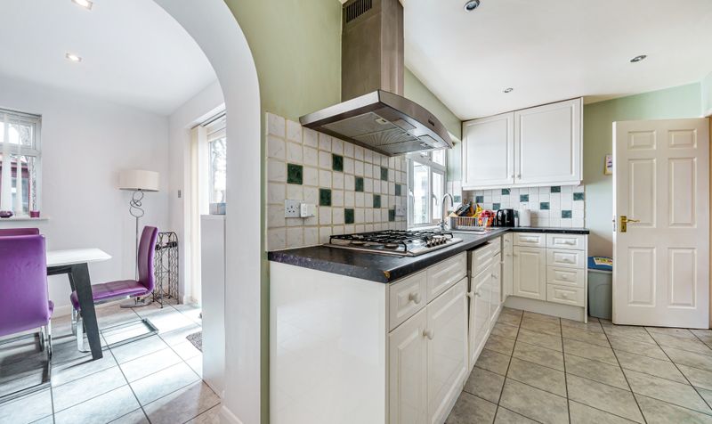 Hookfield, Epsom, KT19