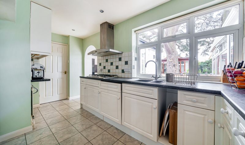 Hookfield, Epsom, KT19