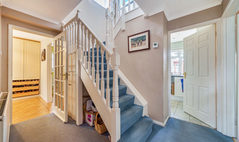 Hookfield, Epsom, KT19