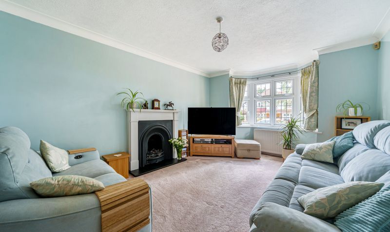 Hookfield, Epsom, KT19