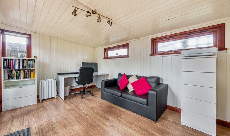 Hookfield, Epsom, KT19