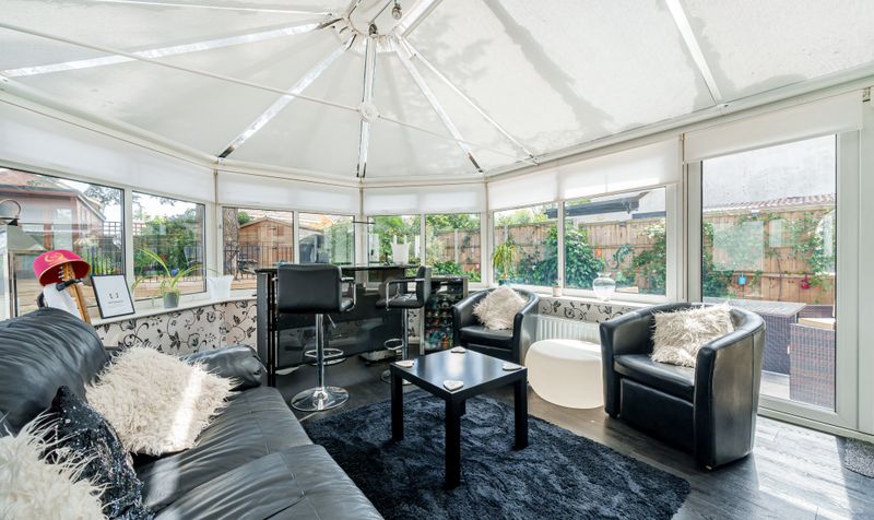 Hookfield, Epsom, KT19