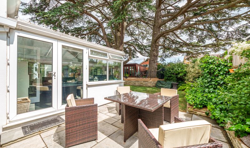 Hookfield, Epsom, KT19