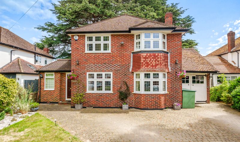 Hookfield, Epsom, KT19