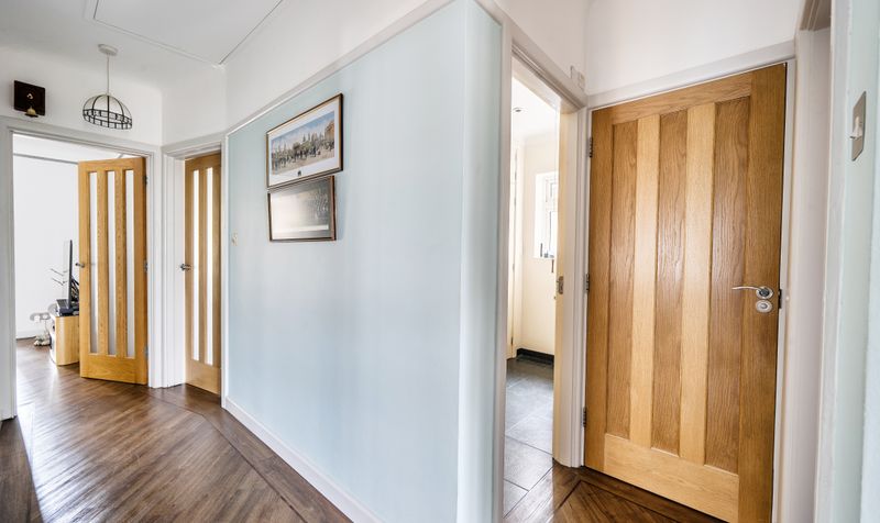 Craddocks Avenue, Ashtead, KT21