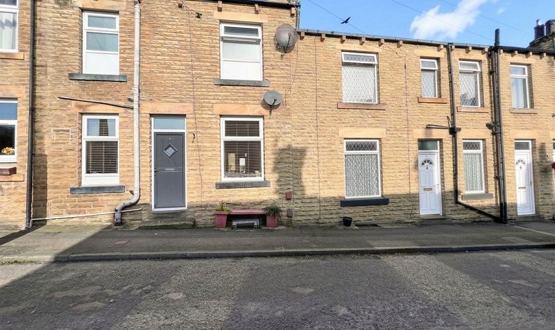 Marshall Street, Mirfield, WF14