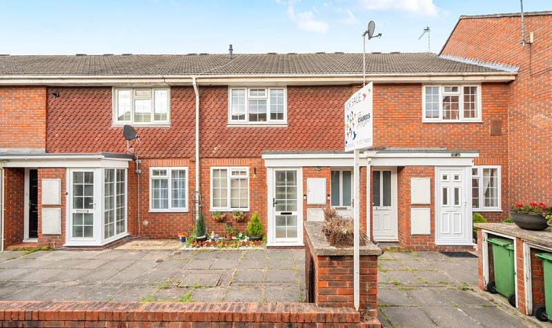 Delaporte Close, Epsom, KT17