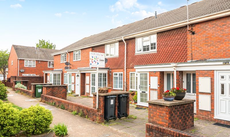 Delaporte Close, Epsom, KT17