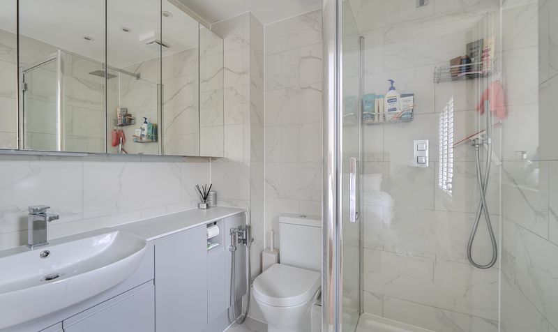 Horton Crescent, Epsom, KT19