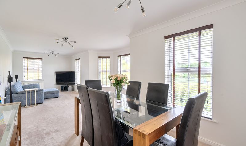Horton Crescent, Epsom, KT19