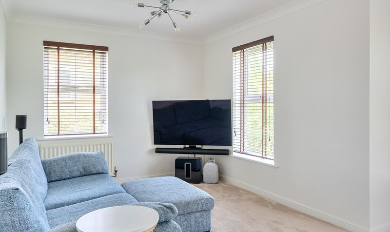 Horton Crescent, Epsom, KT19