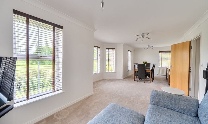 Horton Crescent, Epsom, KT19