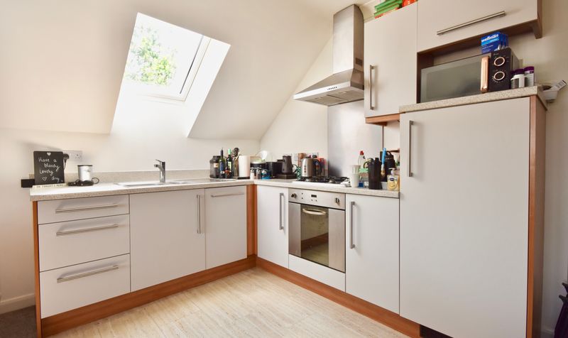 Clements Mead, Leatherhead, KT22